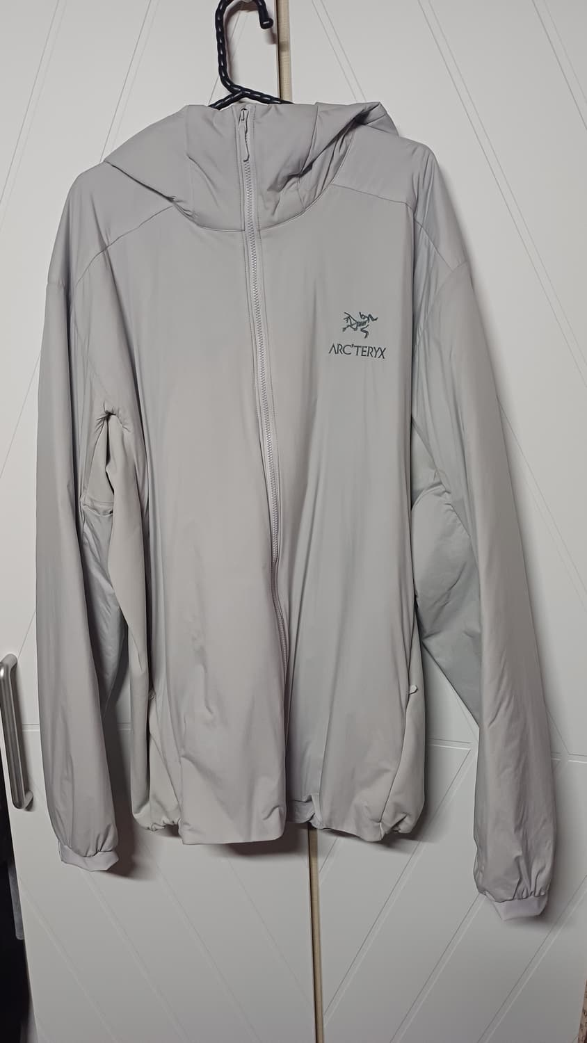 XL 아크테릭스 아톰LT 솔리튜드 컬러 아톰후드 아톰후디 경량패딩 상품이미지2