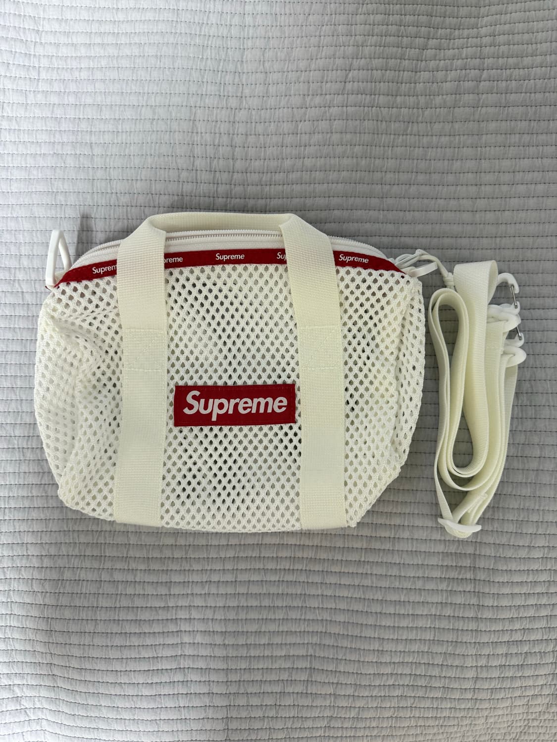 [OS] 슈프림 메쉬 미니 더플백 화이트 상품이미지2
