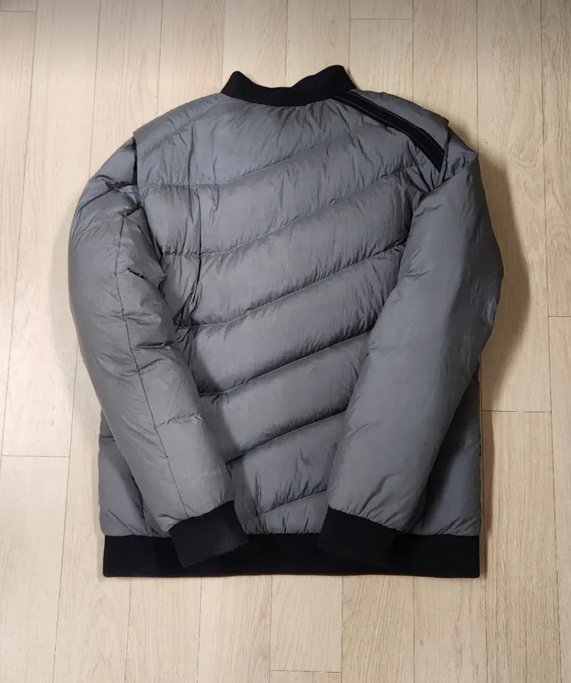 테일러메이드 골프 사선 퀼팅 구스 다운 점퍼 XL  (100추천해요) 상품이미지4