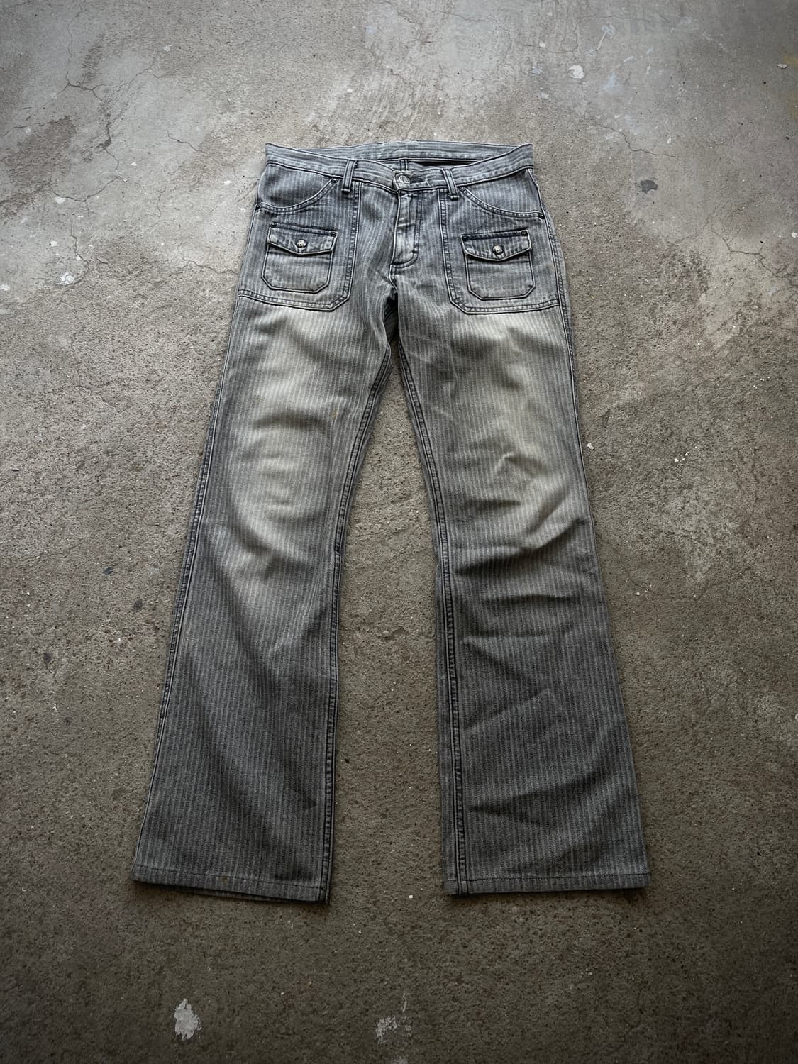 Stripe pocket boots cut jean 상품이미지1