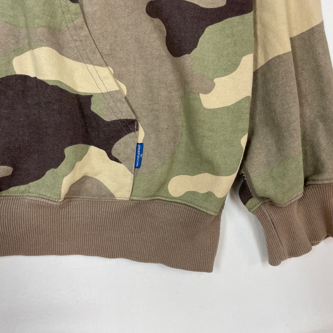 디스이즈네버댓 카모플라쥬 후디 상품이미지5