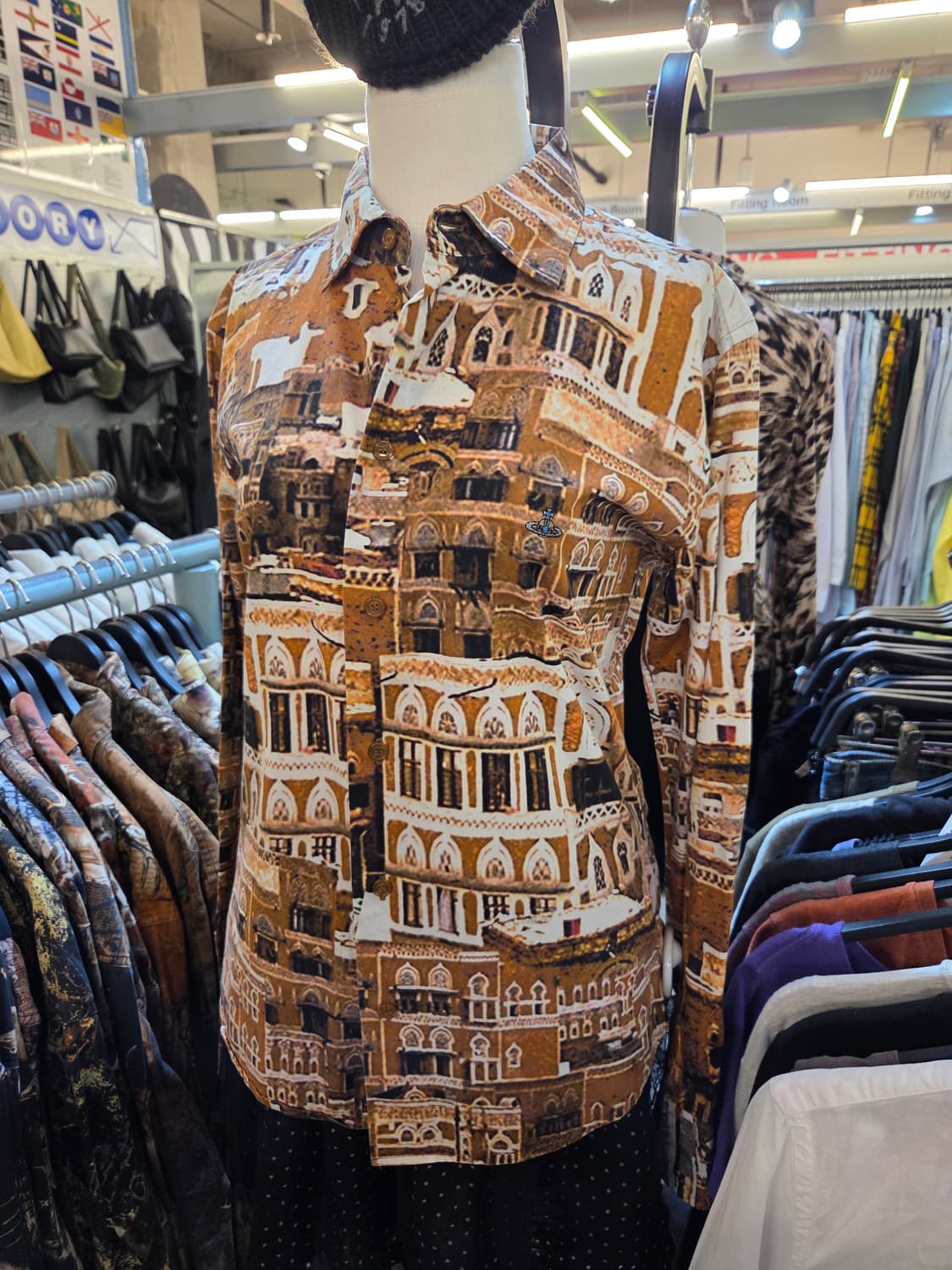 비비안웨스트우드 오렌지브라운 패턴셔츠 상품이미지1