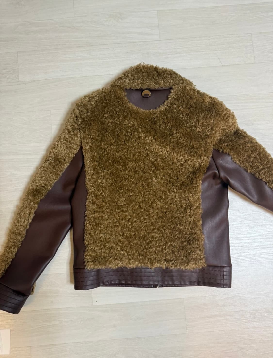 더오픈프로덕트 한소희 뽀글이 퍼 자켓 상품이미지2