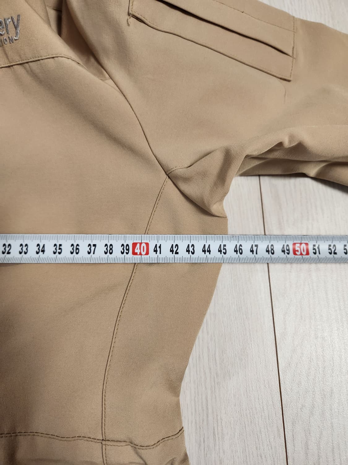 디스커버리 벤처포스 방풍 여성 바람막이 자켓 사이즈90 s

주머니 히든 상품이미지2