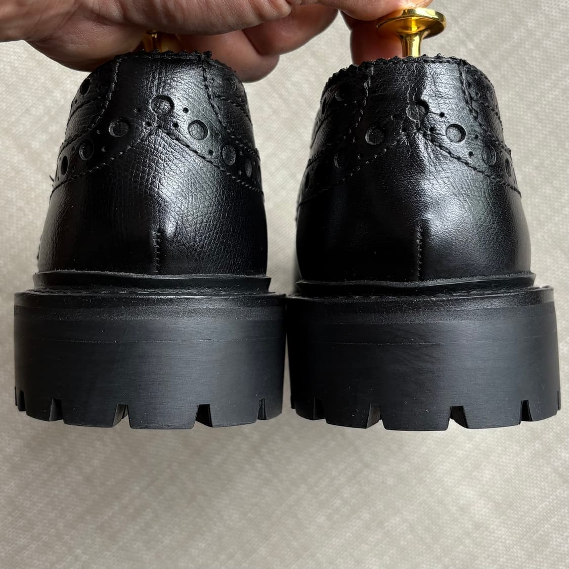 [UK9/275] 영국 GRENSON 블랙 브로그 윙팁 상품이미지4