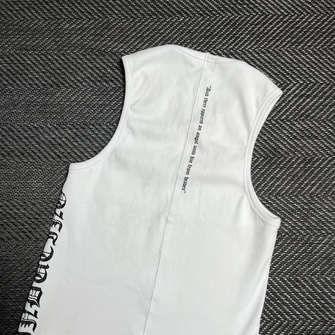 스키즘 인듀싱 로고 디테일 머슬 탑 슬리브리스 화이트y 5157 상품이미지5