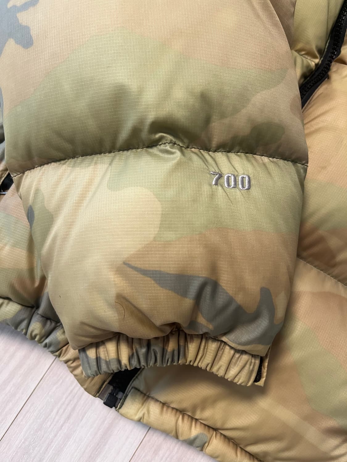 노스페이스 카모 700 눕시패딩 상품이미지4