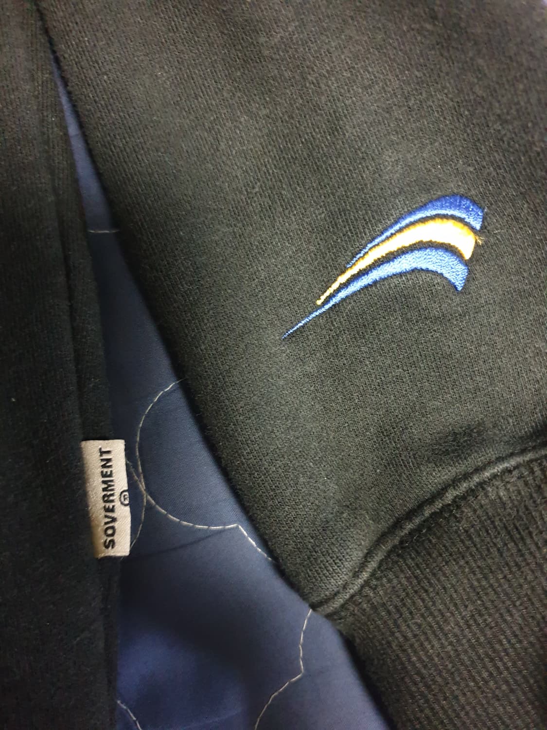 (단종매물) 소버먼트 소프트 인버저블 자수로고 기모 후드티 블랙 (XL) 상품이미지4