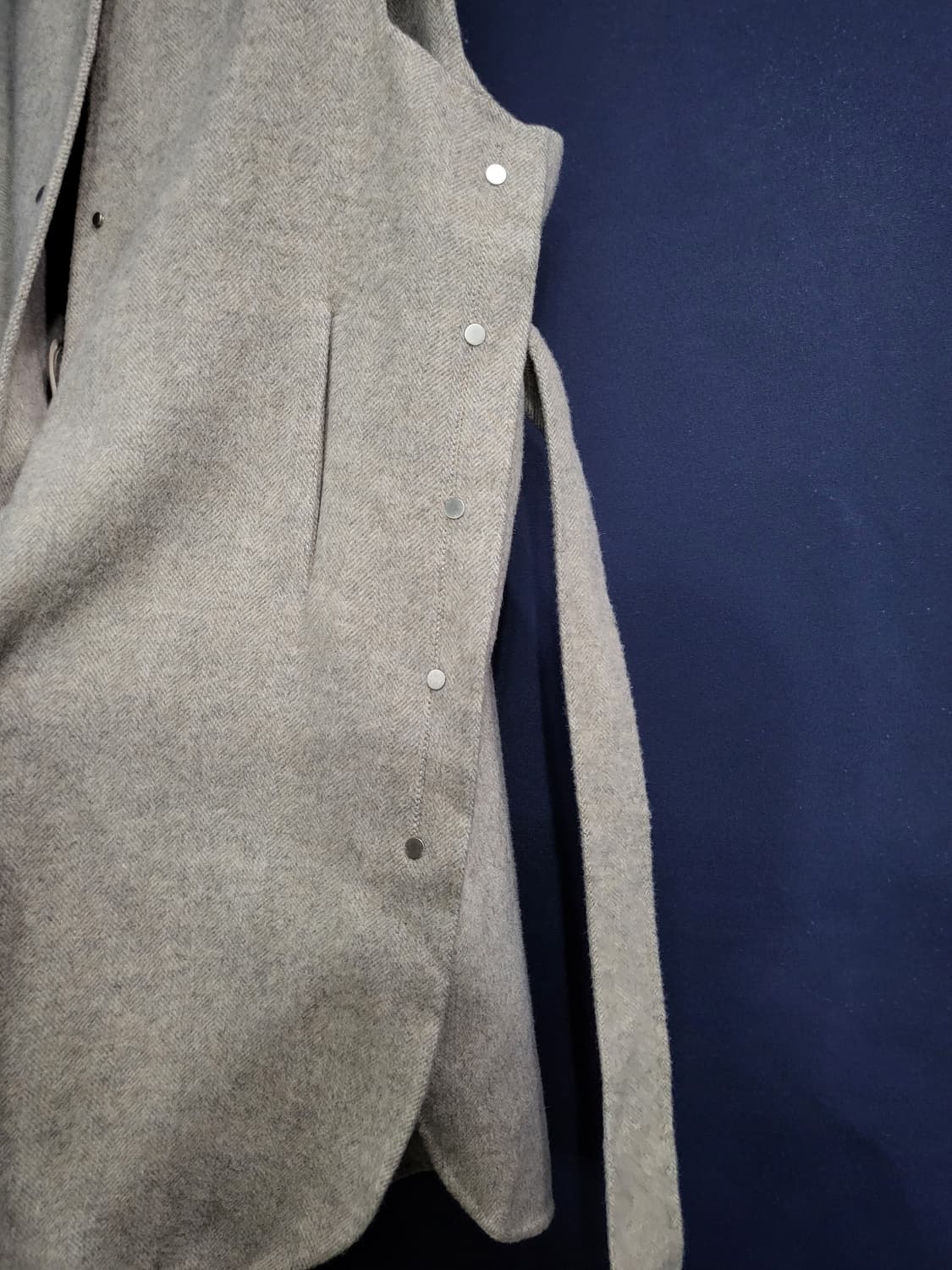 팔라스 울 핸드메이드 롱베스트 상품이미지4