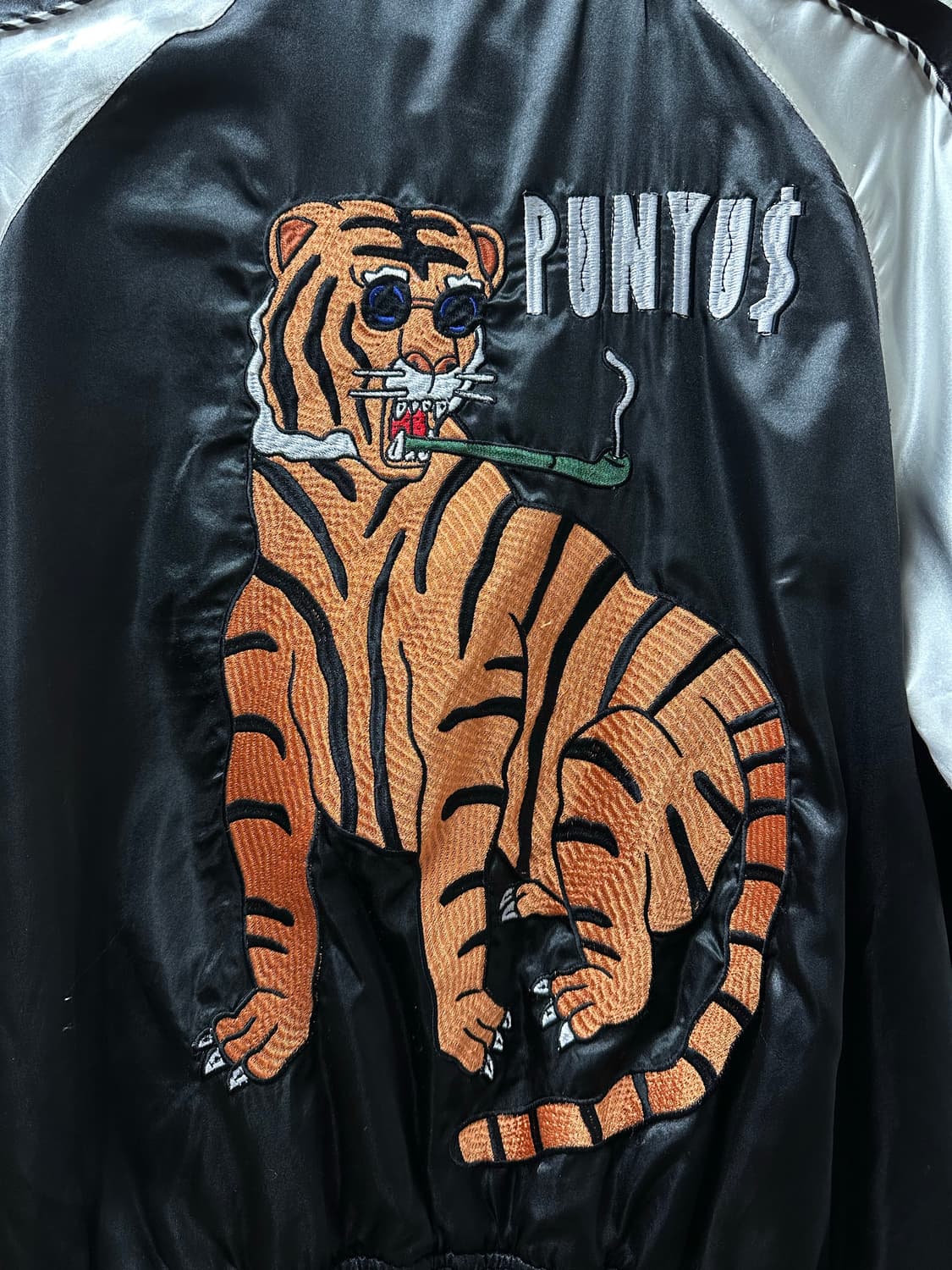 (3)프뉴즈 타이거 자수 스카잔 상품이미지2