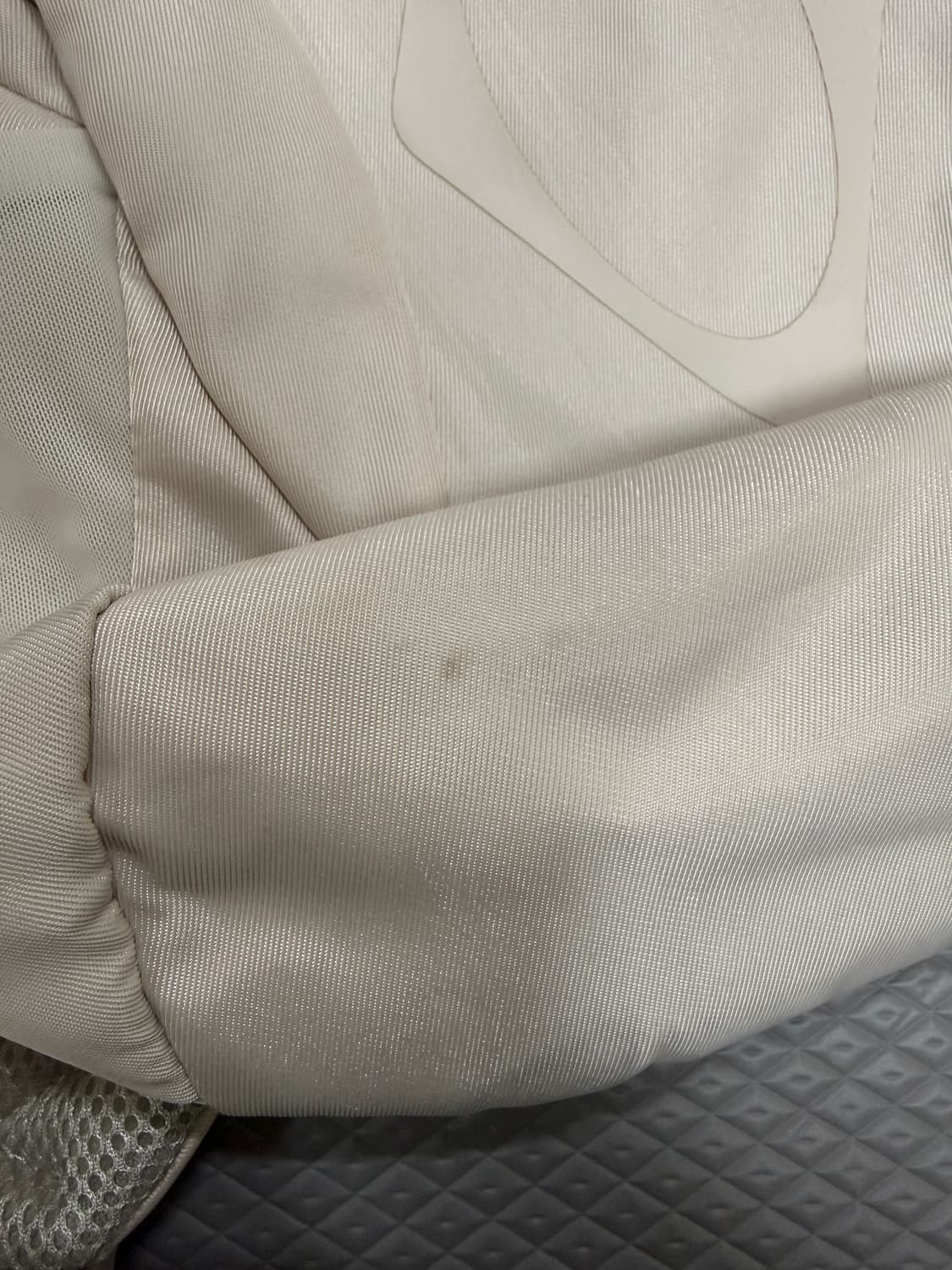 미스치프 버클 플랩 백팩 라이트 베이지 상품이미지4