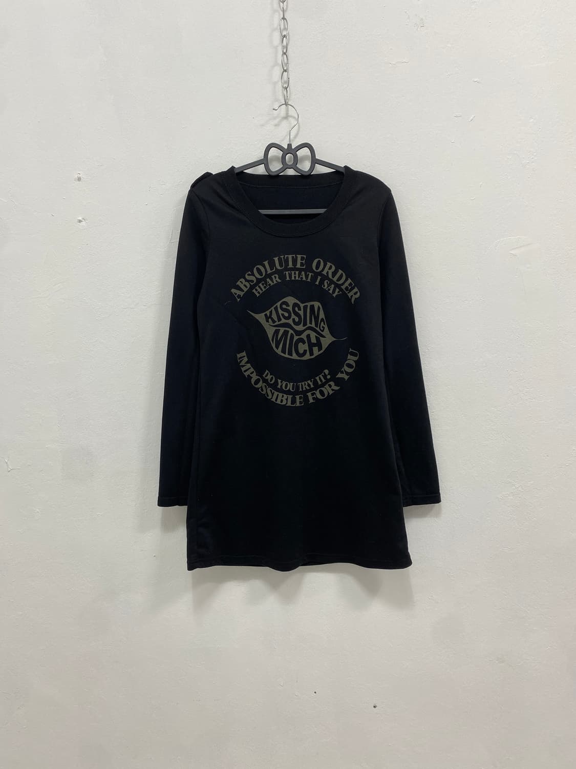 [JPN] 갸루 y2k 골드 참 키스마크 롱슬리브 상품이미지3