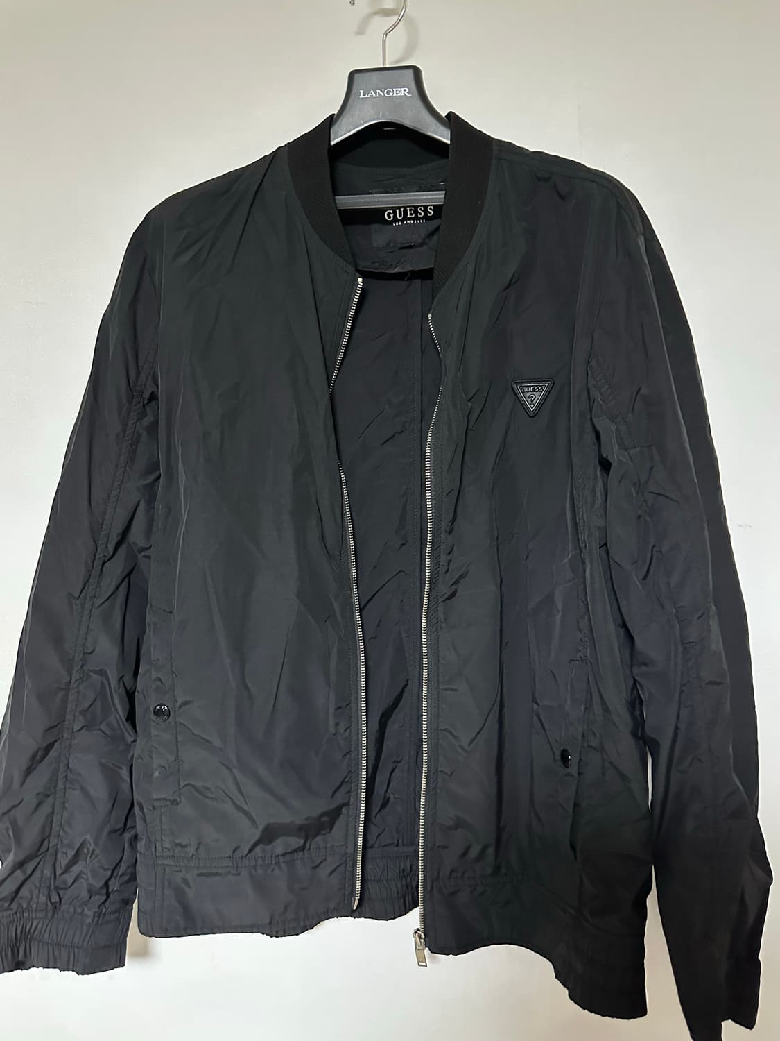 게스 블랙 봄버 자켓 상품이미지1