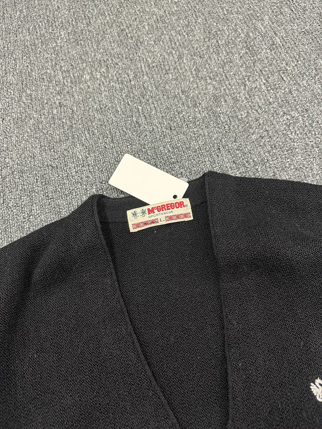 L) 맥그리거 블랙 버튼 가디건 상품이미지3