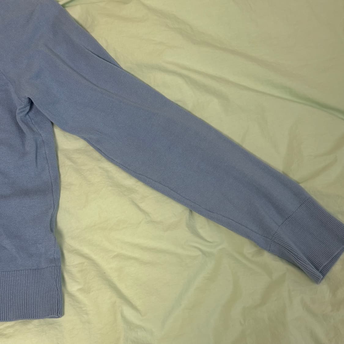 h&m 니트  상품이미지3