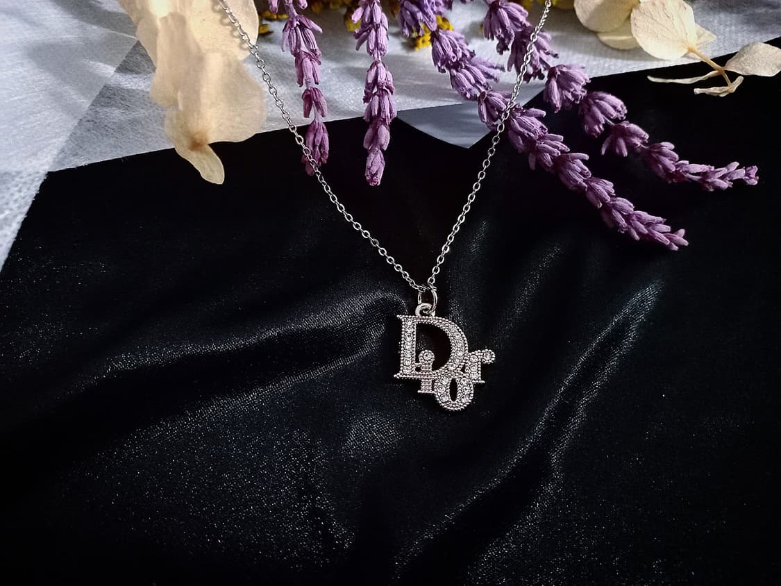 📌오픈기념선착순할인[dior]디올 빈티지 정품 참단추 업사이클링 목걸이 상품이미지1