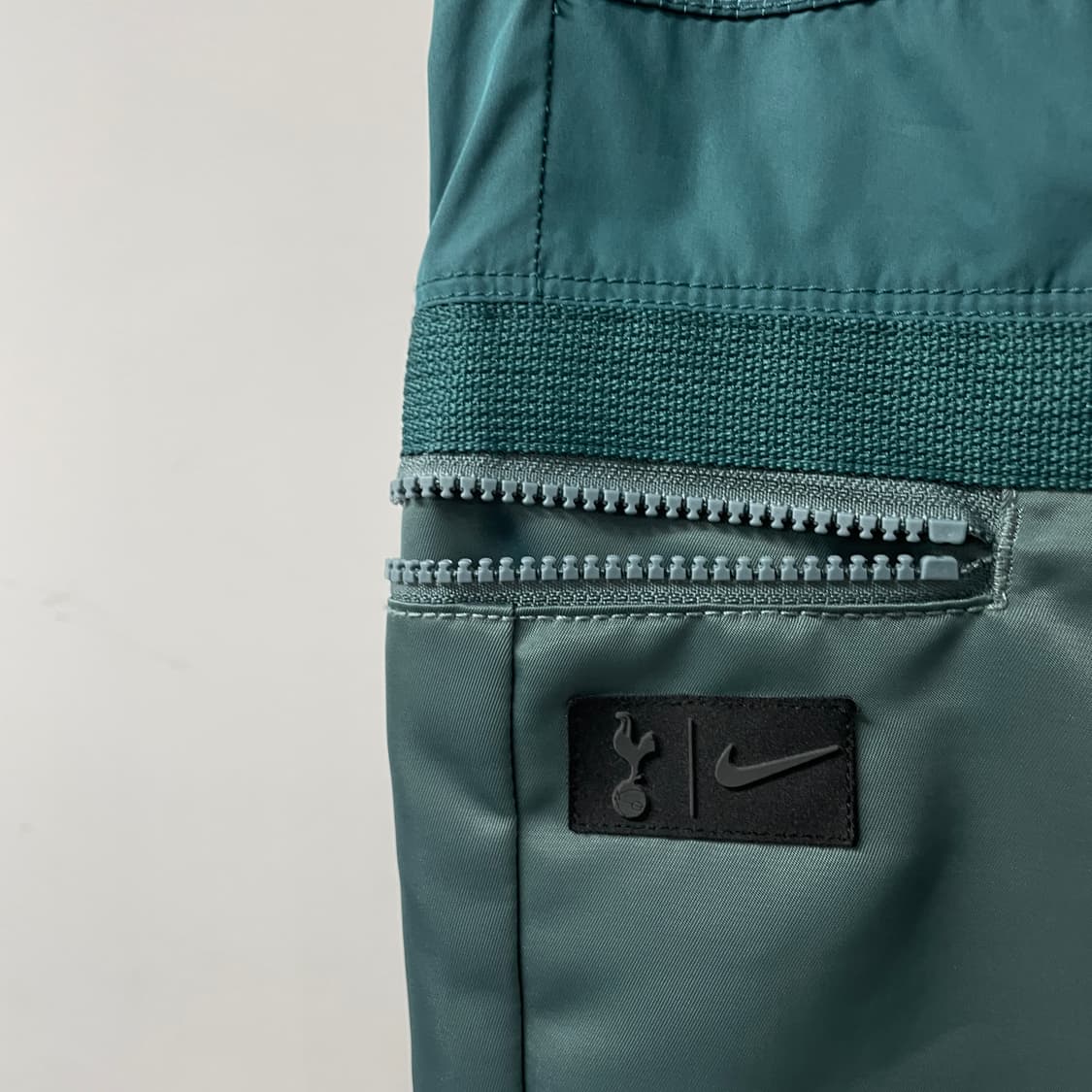 나이키 토트넘 팬츠 L 상품이미지4