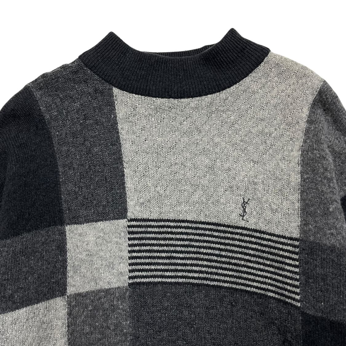 입생로랑 자수 멀티 배색 차콜 니트 95 상품이미지4