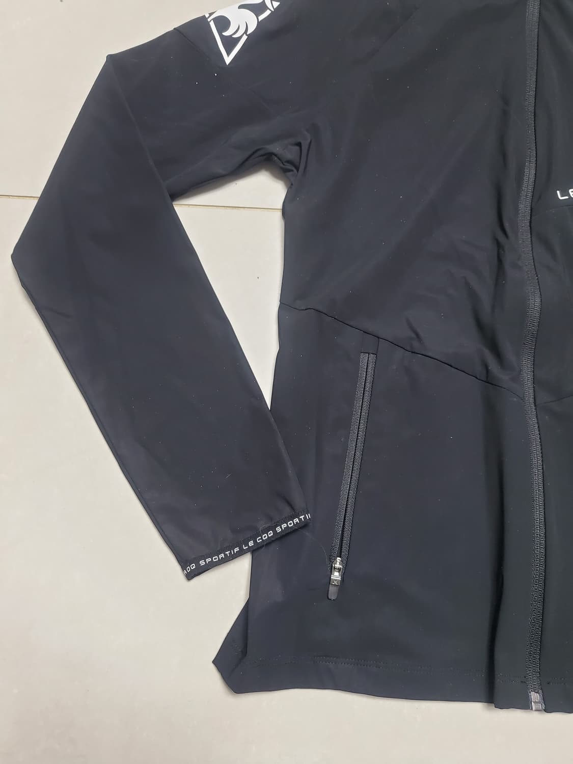 르꼬끄 스포츠 트레이닝 트렉탑 블랙 90(M) 상품이미지2