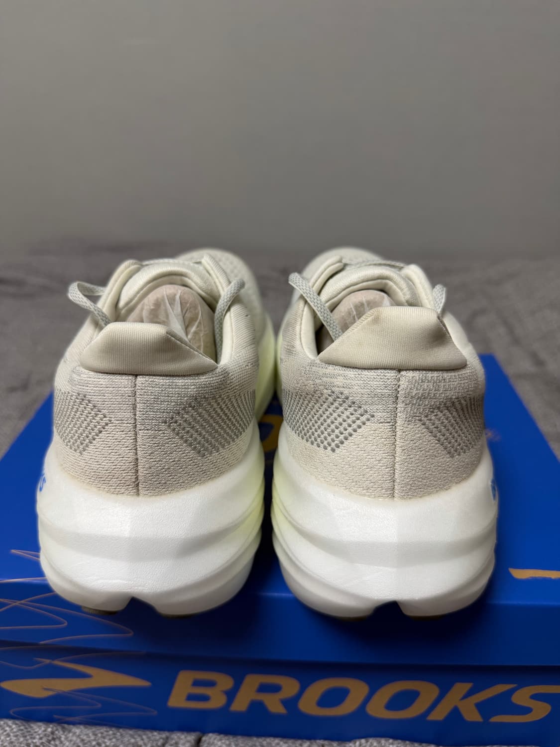 [275] 브룩스 러닝 글리세린 맥스 그레이 상품이미지3