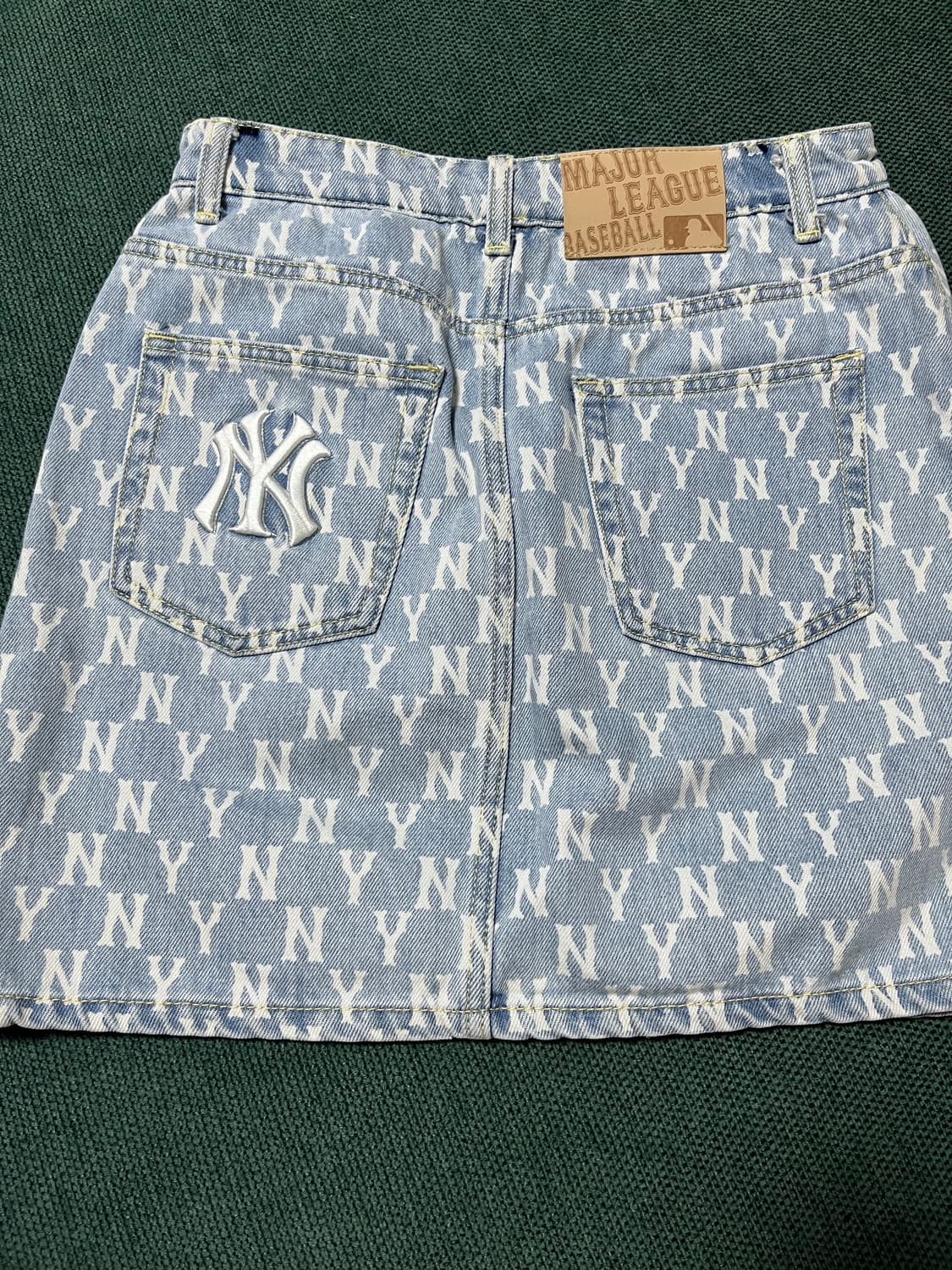 MLB NY 양키스 로고 데님 스커트 상품이미지2