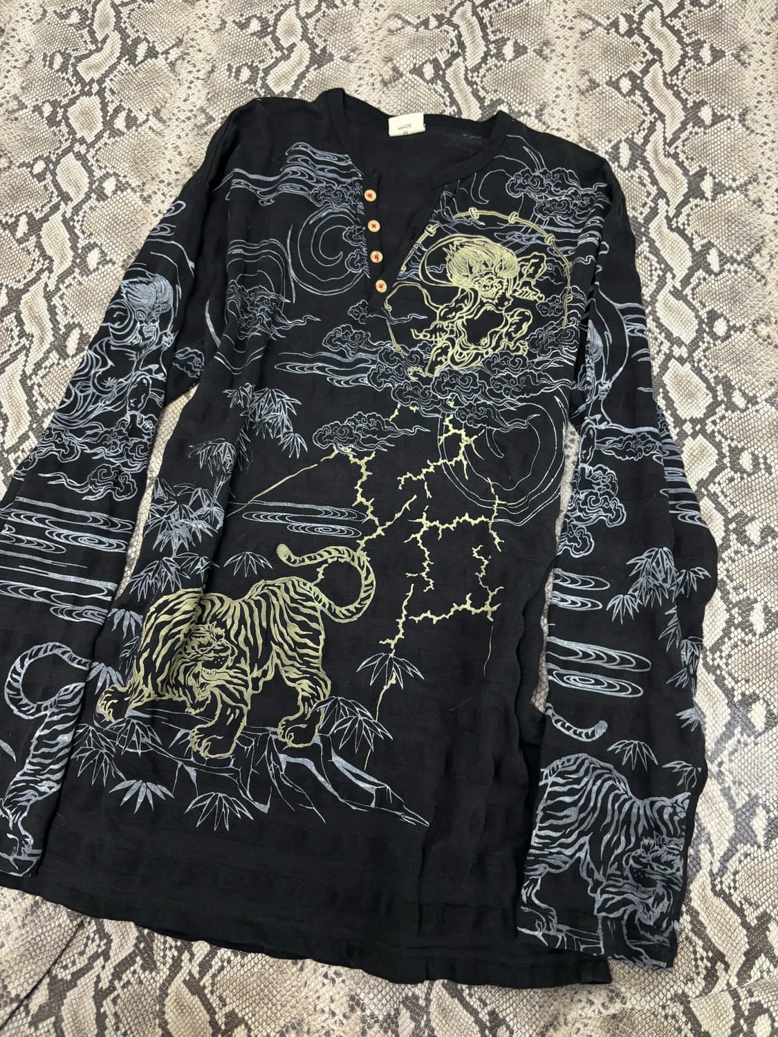 Oriental Full Print Black Sleeve 상품이미지4