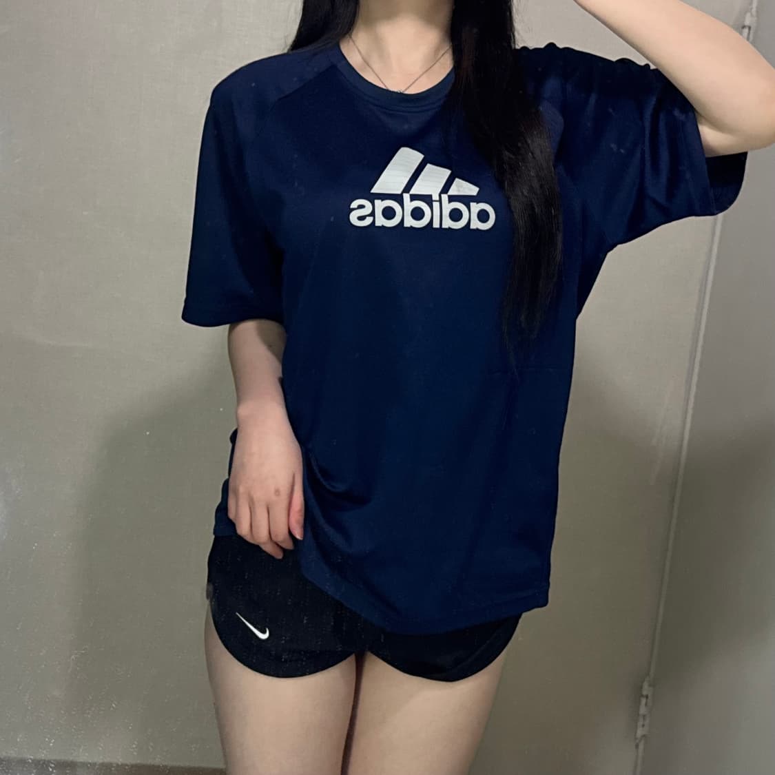 아디다스 삼선 로고 반팔티 네이비 상품이미지3