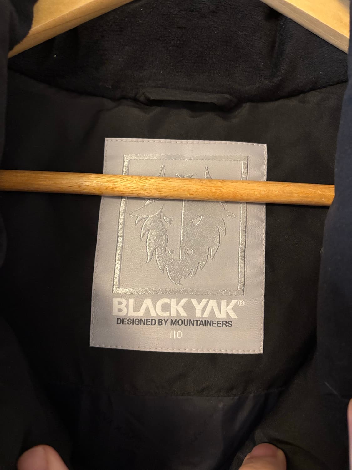 블랙야크 고어텍스 블랙 패딩 자켓 상품이미지3