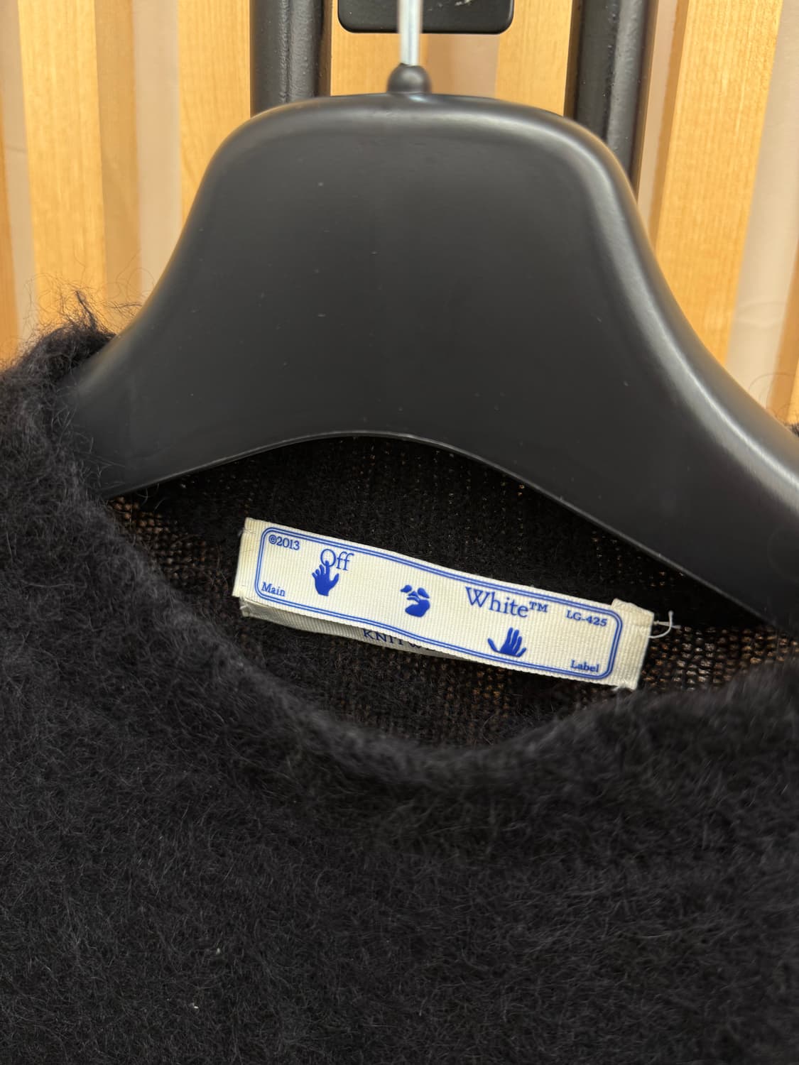 오프화이트 모헤어 니트 상품이미지3