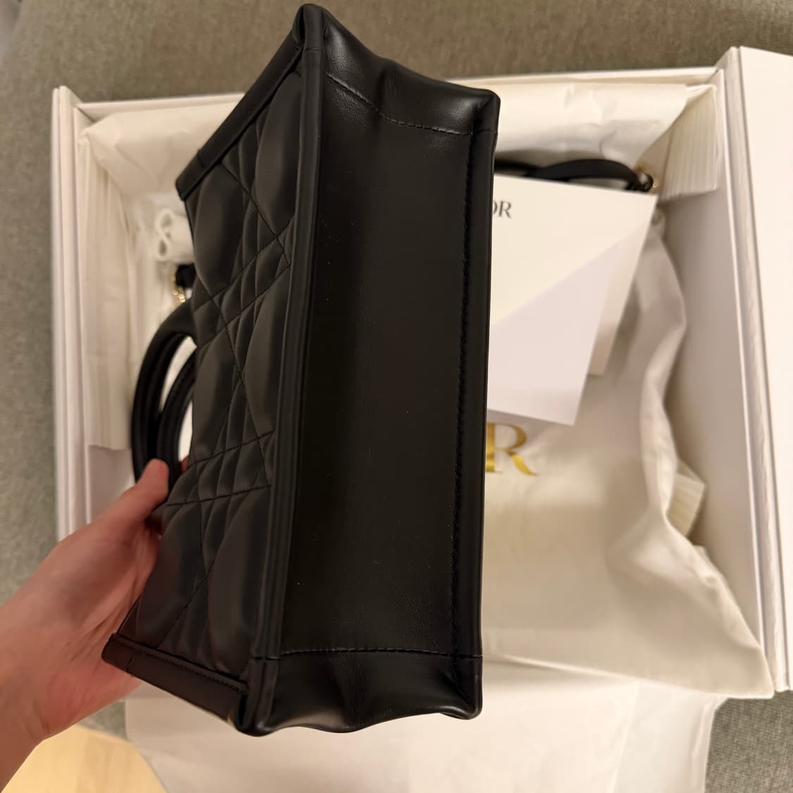 디올 북토트 미니백 레더 블랙 상품이미지3