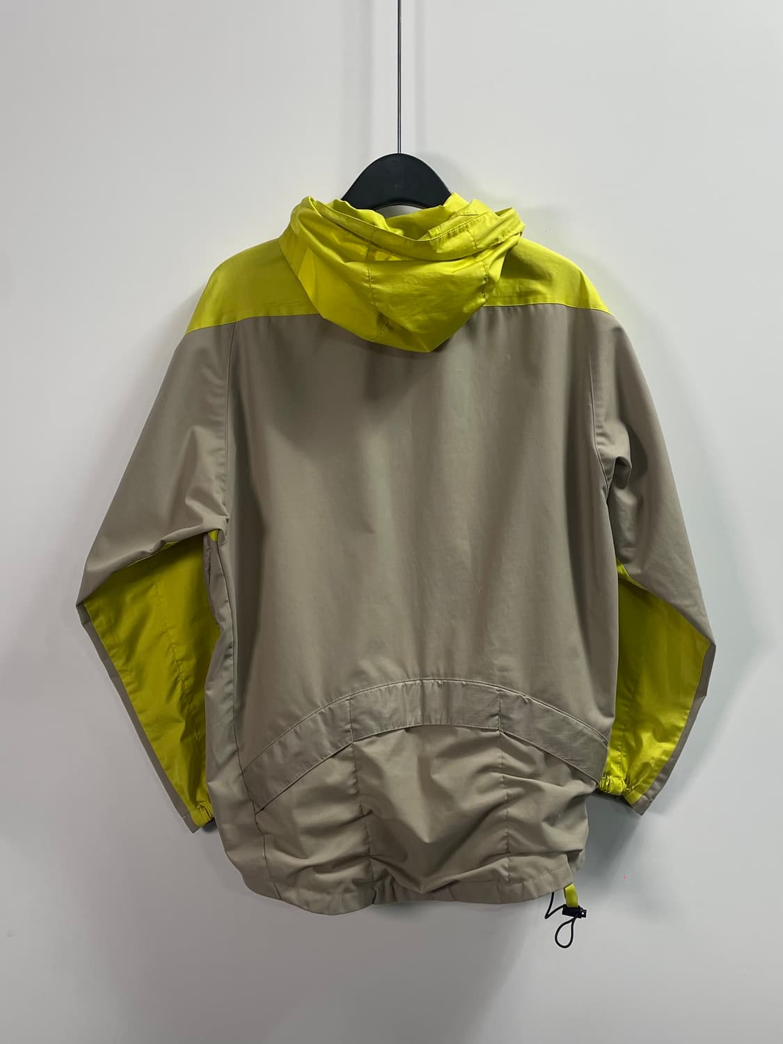 파타고니아 우먼스 경량 바람막이 (on.42)   상품이미지2