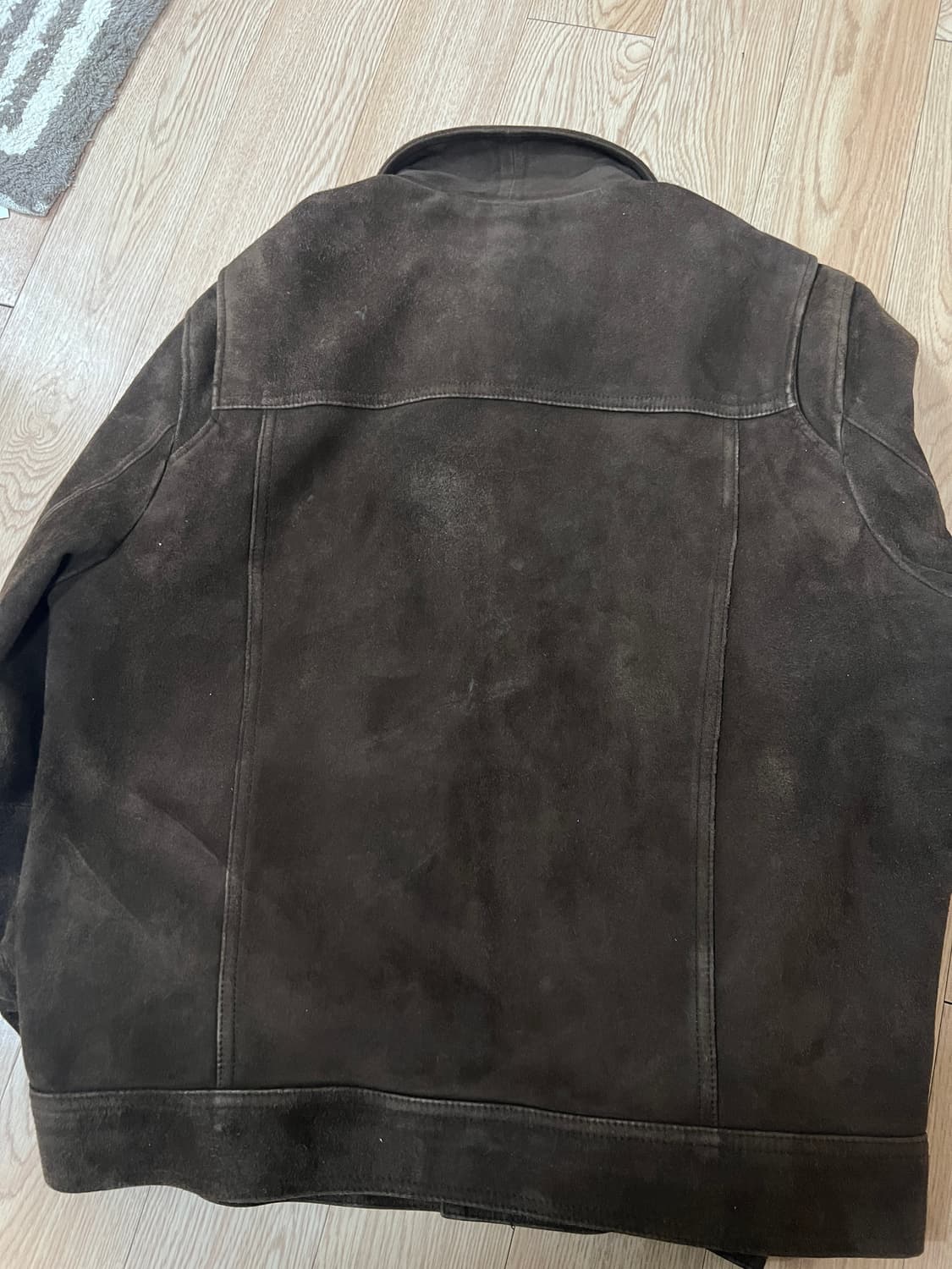 느와르라르메스 스웨이드 트러커 자켓 48 다크브라운 상품이미지3