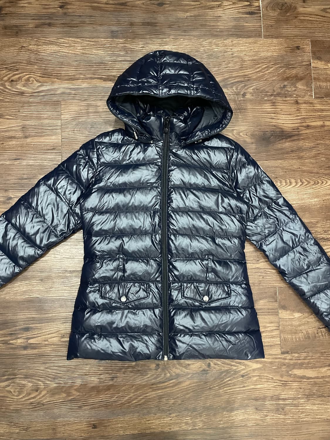 피레넥스 디바인 샤이니 덕다운 패딩 자켓 네이비 상품이미지3