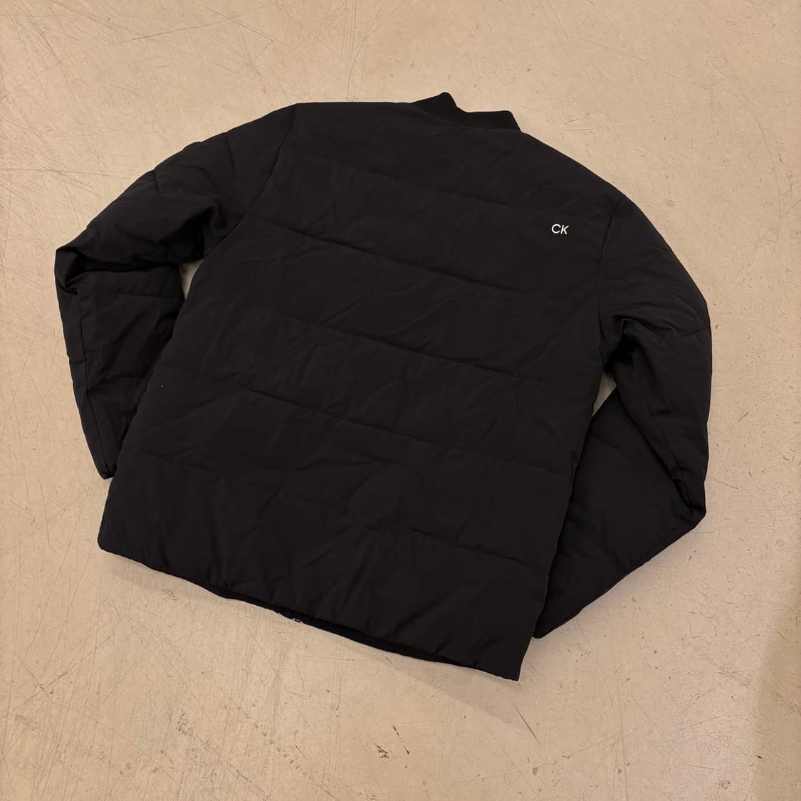 캘빈클라인 퍼포먼스 블랙 누빔 자켓 상품이미지3