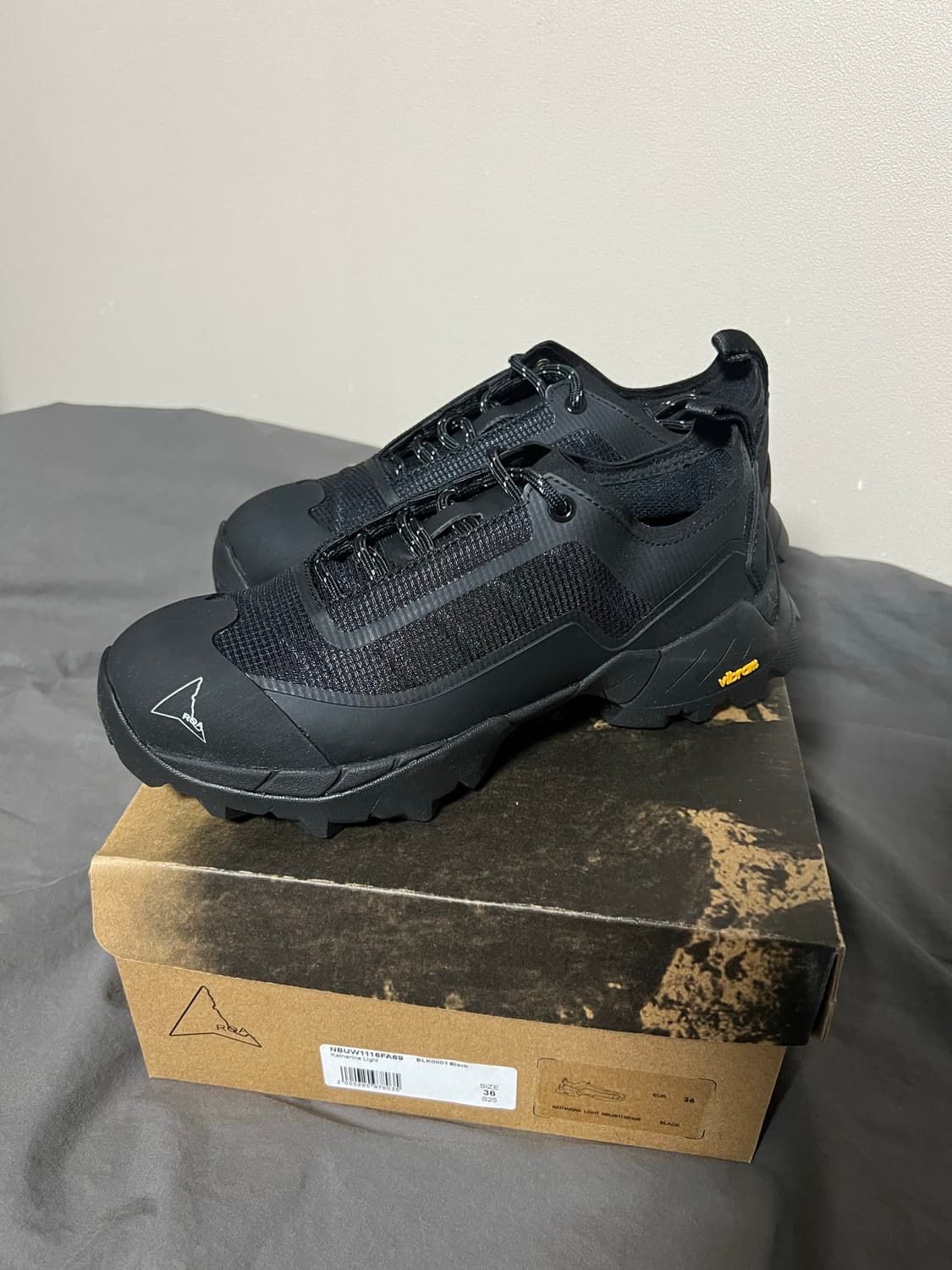 (36) 로아 카타리나 라이트 블랙 새상품 상품이미지5