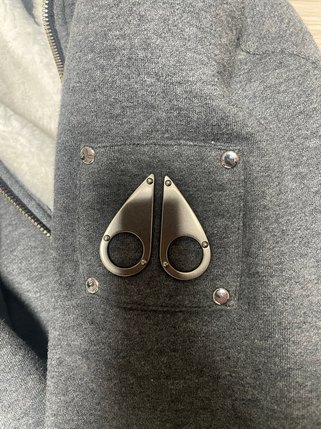 정품 한글택 무스너클 버니스웨터 여성M 상품이미지6