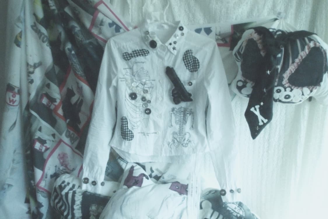 Gun brooch/Science anatomy hole shirt 상품이미지1