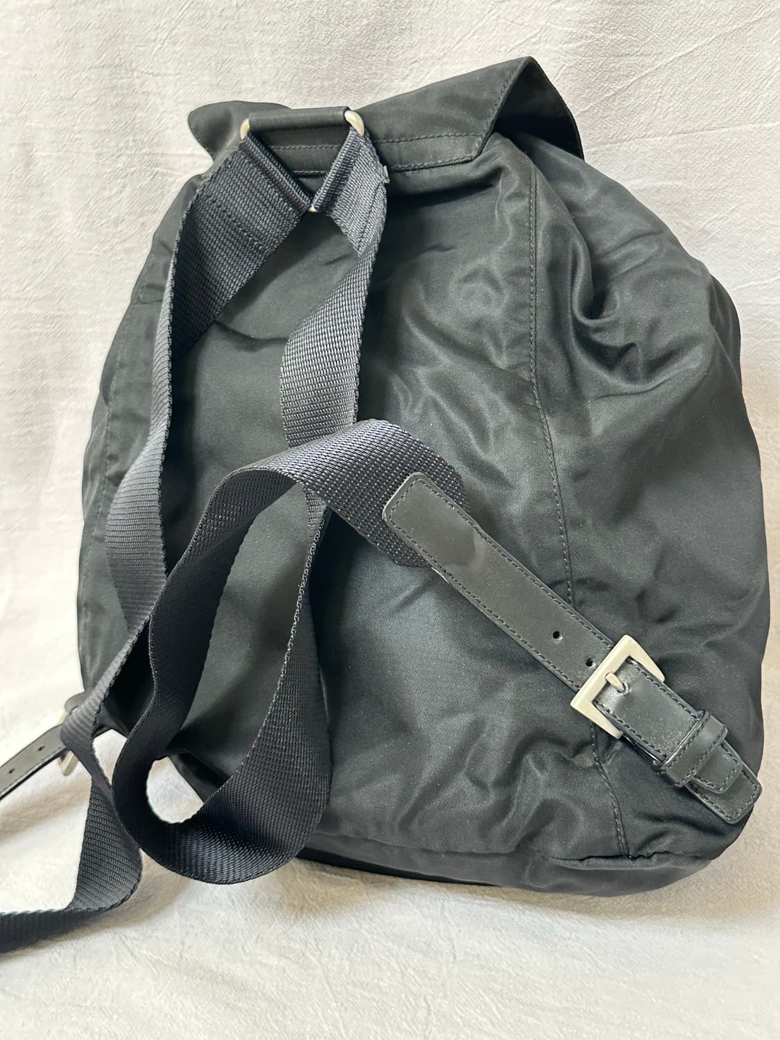 (보증서O) 프라다 포코노 원포켓 블랙 나일론 백팩 상품이미지6