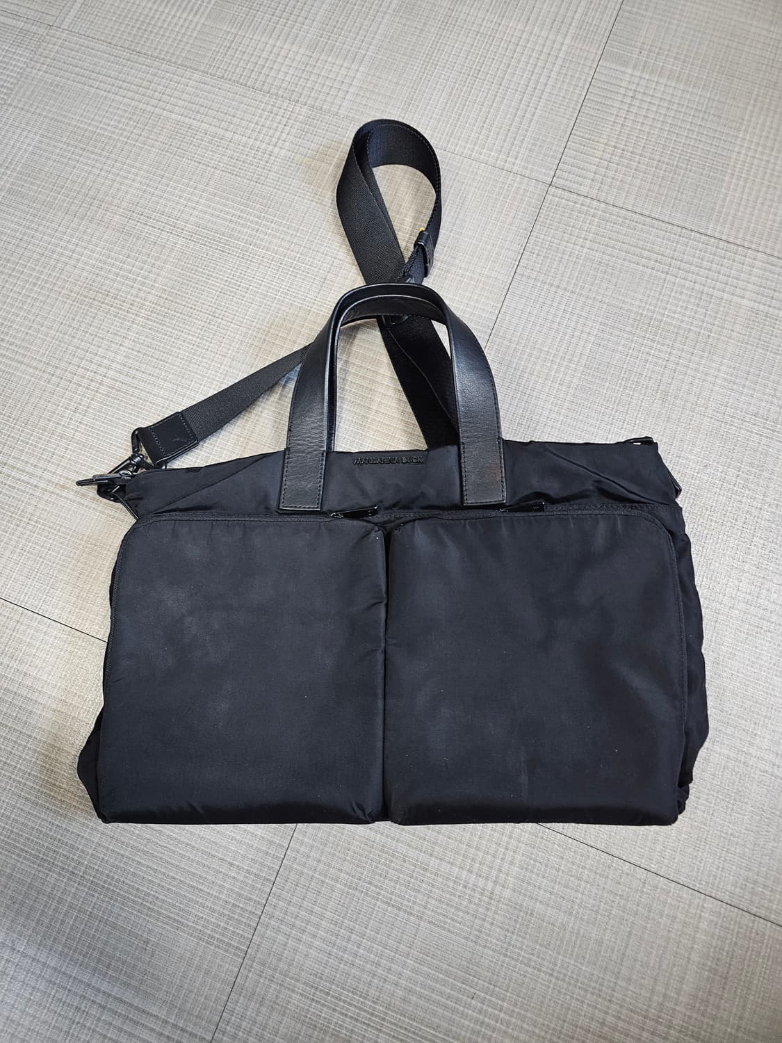 만다리나덕 그라비타 브리프케이스 토트백 상품이미지5