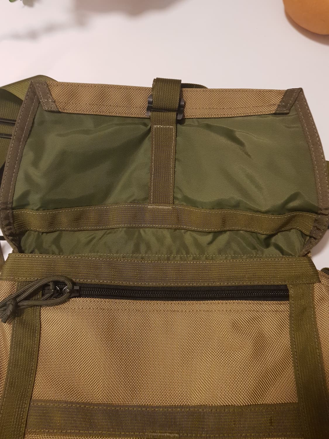 브리핑 × 빔즈 콜라보 메신저백 상품이미지4