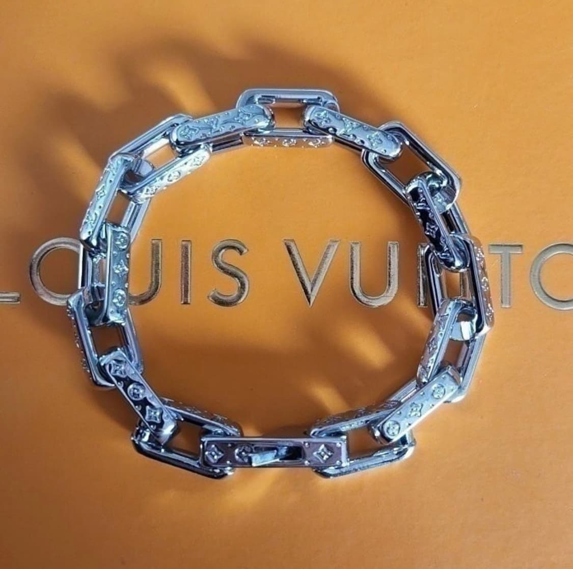 루이비통 모노그램 팔찌 상품이미지1