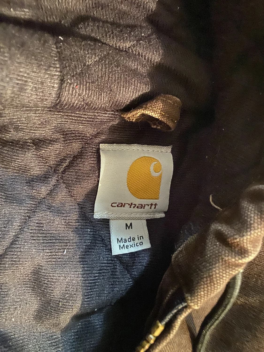 칼하트 J130 빈티지 샌드스톤 덕 액티브 자켓 다크 브라운 상품이미지3