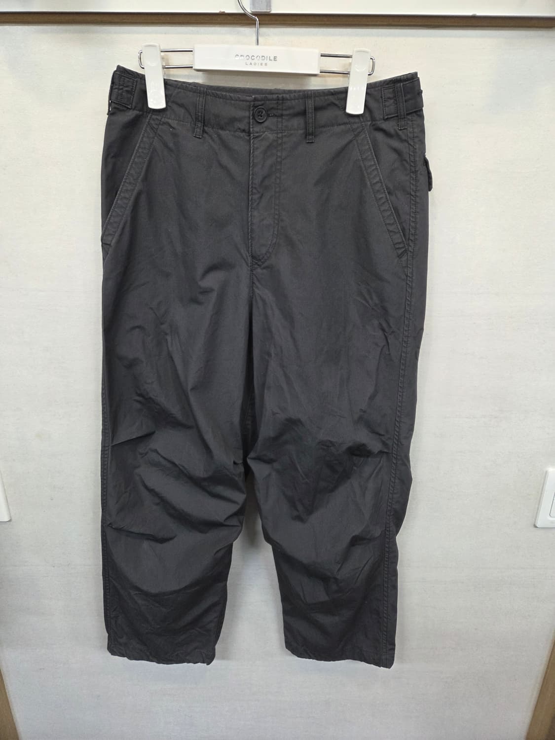 유니클로 u 파라슈트 와이드 팬츠 차콜 73 대략 26~ 상품이미지1