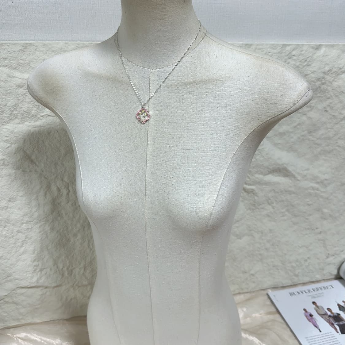 빈티지 에나멜 래빗&별 목걸이 상품이미지1