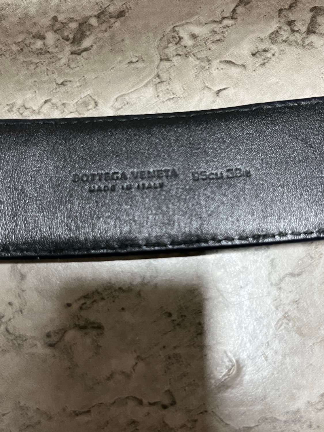 보테가 베네타 남성 네이비 벨트 32M 정품 상품이미지2