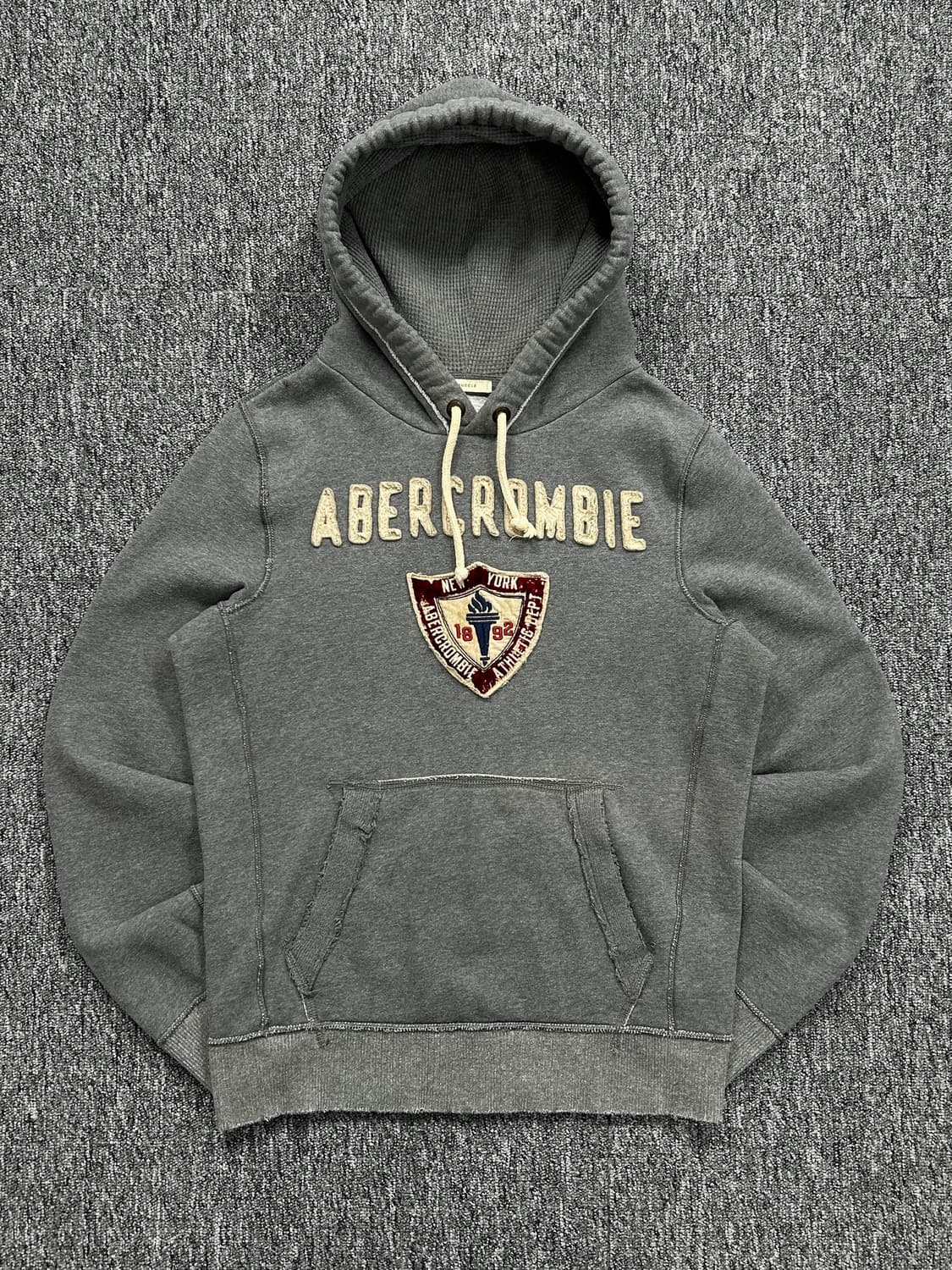 아베크롬비 피치 A&F y2k 차콜 후드티 L  상품이미지3