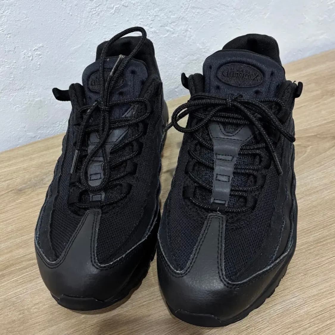 나이키 에어맥스 95 OG 트리플블랙 280 상품이미지2