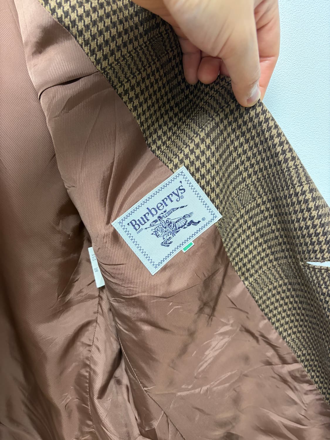 버버리 울 체크 자켓 상품이미지3