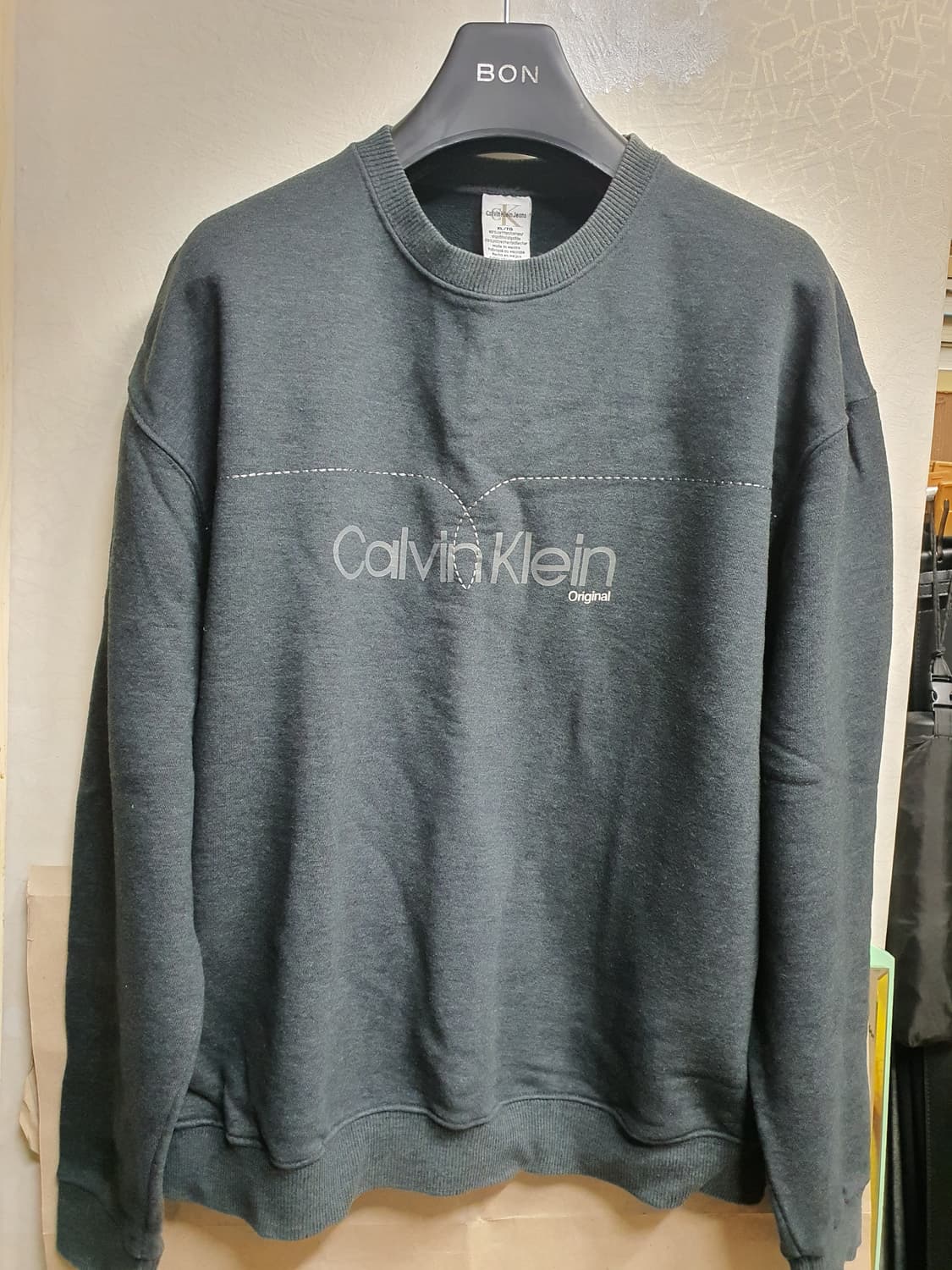 캘빈 클레인 맨투맨  상품이미지1