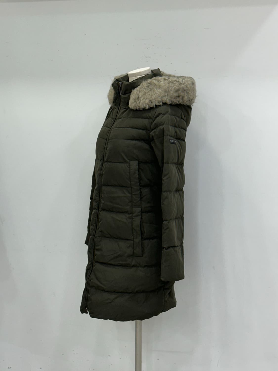 도나카란 DKNY 오리털 패딩 상품이미지4